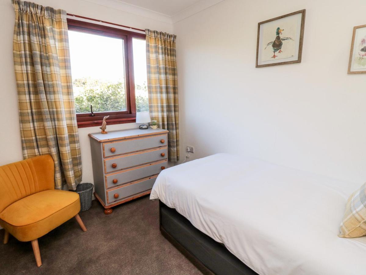 Broombaulks Farm Bungalow Jedburgh Dış mekan fotoğraf