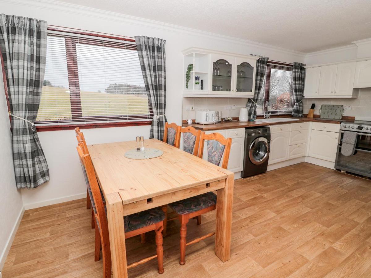 Broombaulks Farm Bungalow Jedburgh Dış mekan fotoğraf
