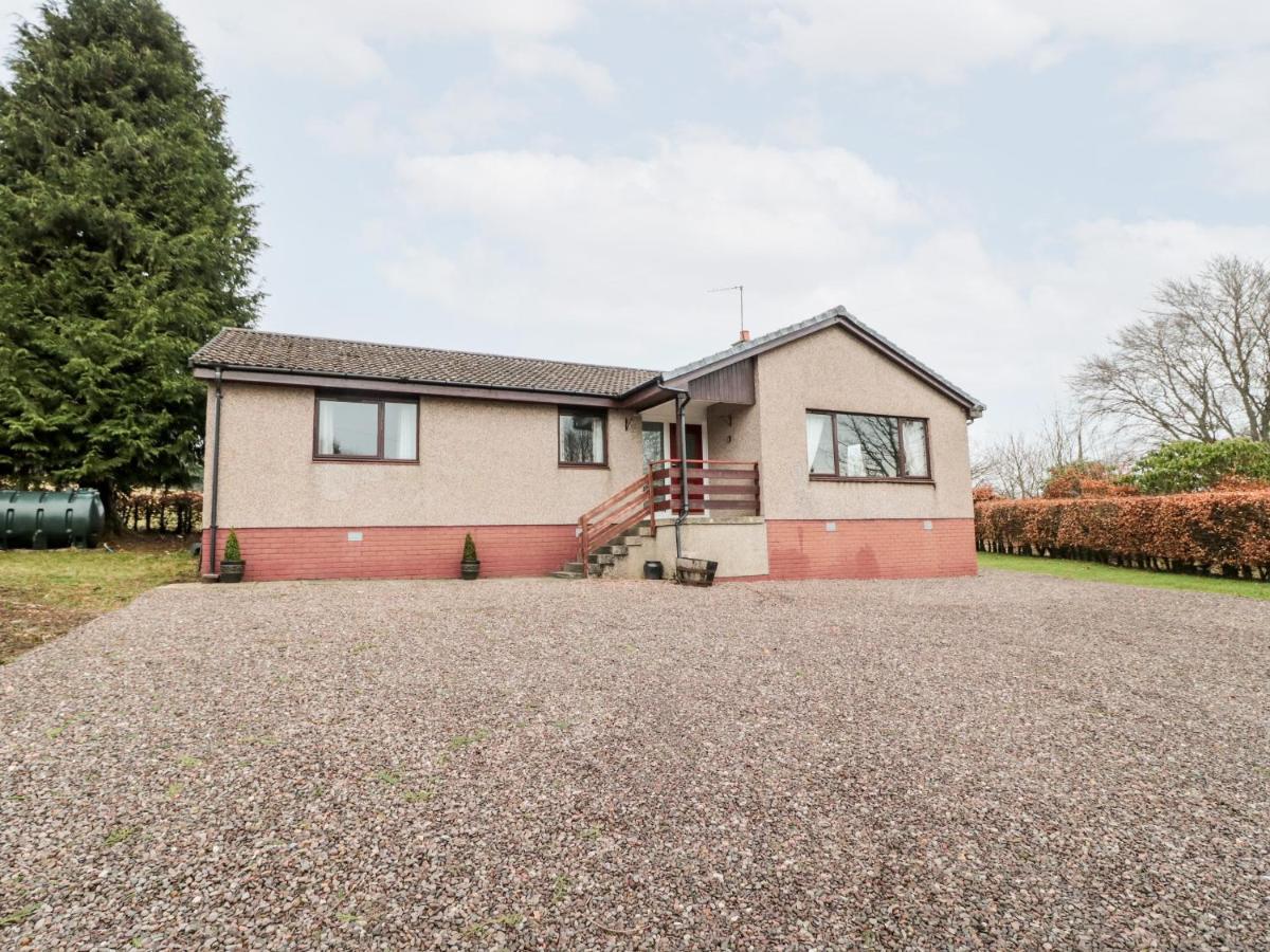Broombaulks Farm Bungalow Jedburgh Dış mekan fotoğraf